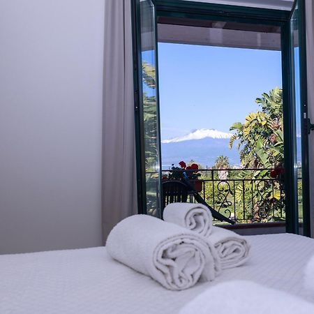 Villa Iris Giardini Naxos Eksteriør bilde