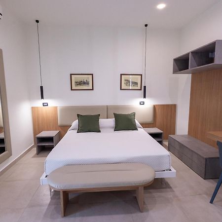 Villa Iris Giardini Naxos Eksteriør bilde