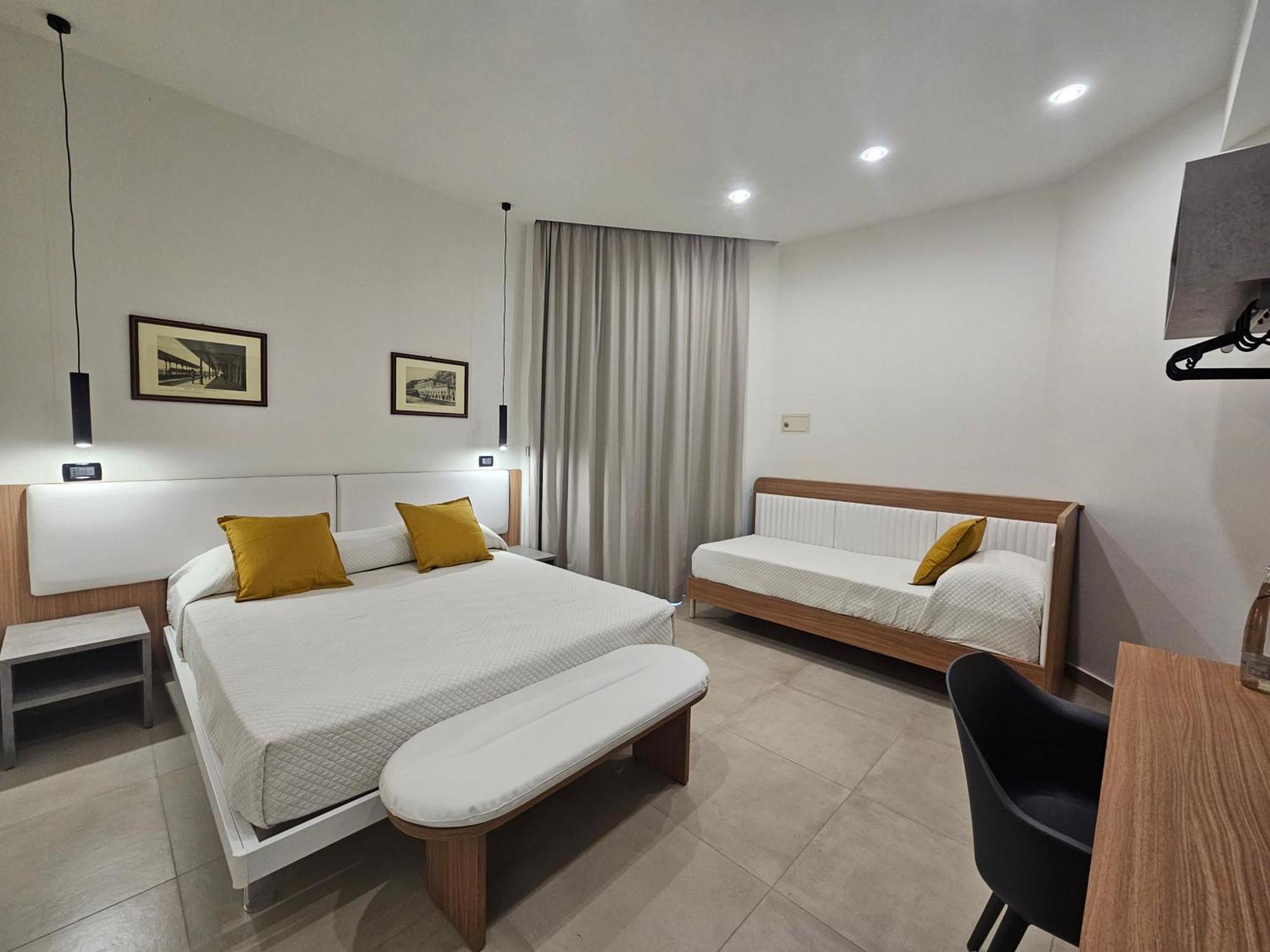 Villa Iris Giardini Naxos Eksteriør bilde