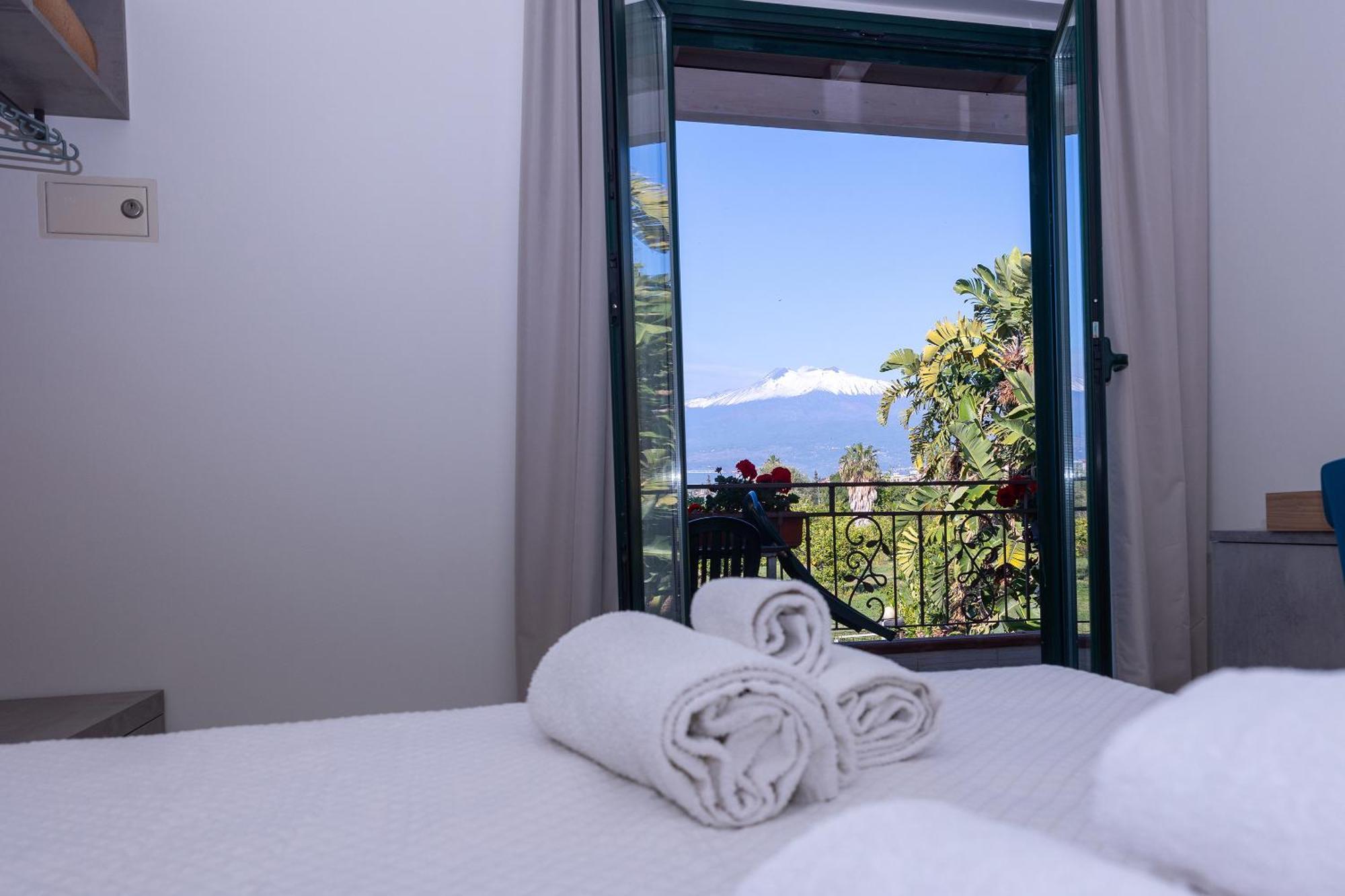 Villa Iris Giardini Naxos Eksteriør bilde