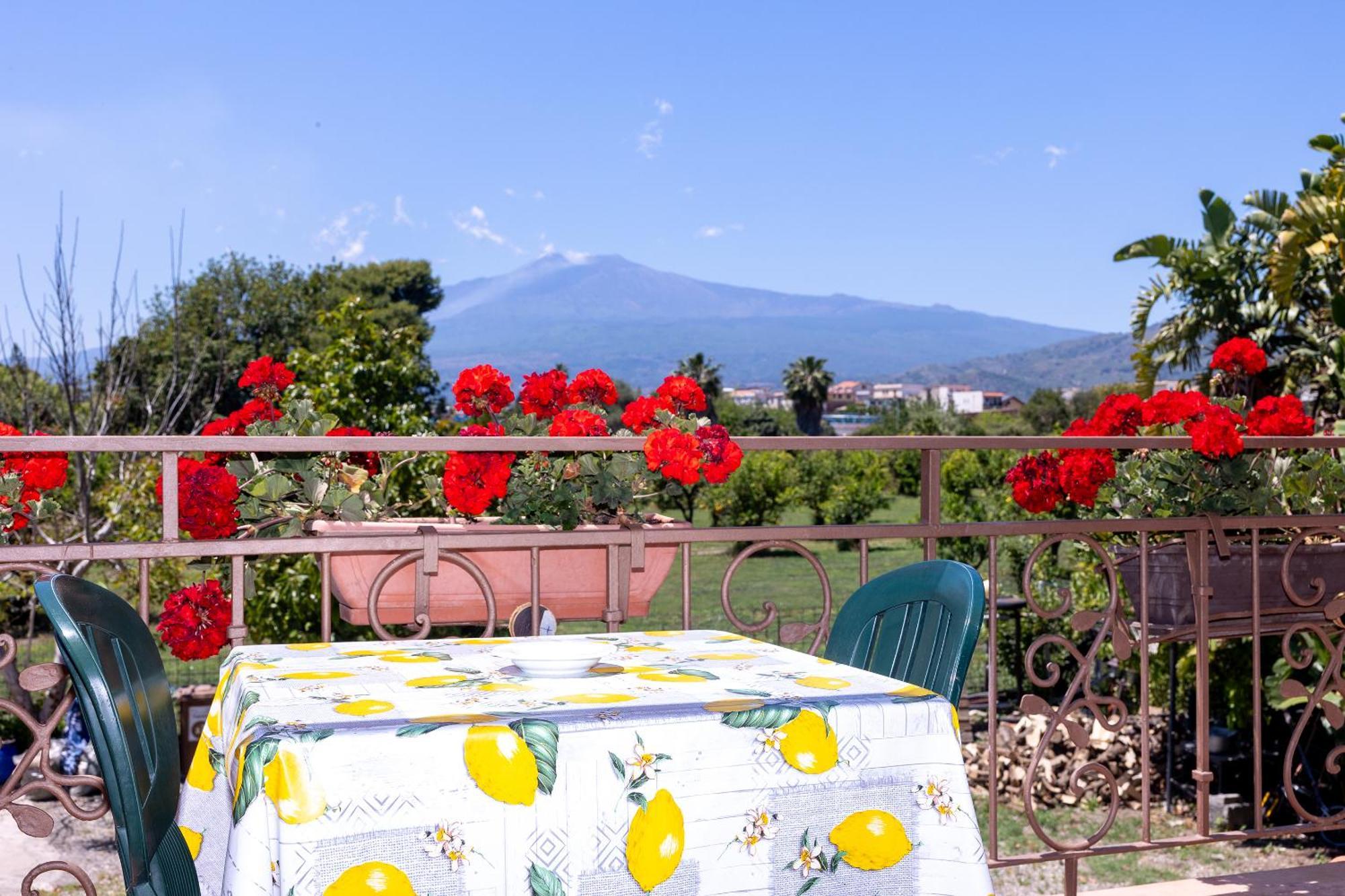 Villa Iris Giardini Naxos Eksteriør bilde