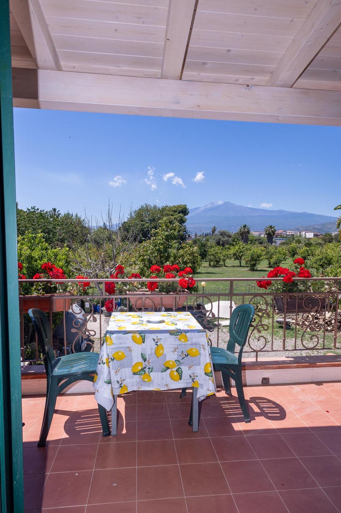 Villa Iris Giardini Naxos Eksteriør bilde